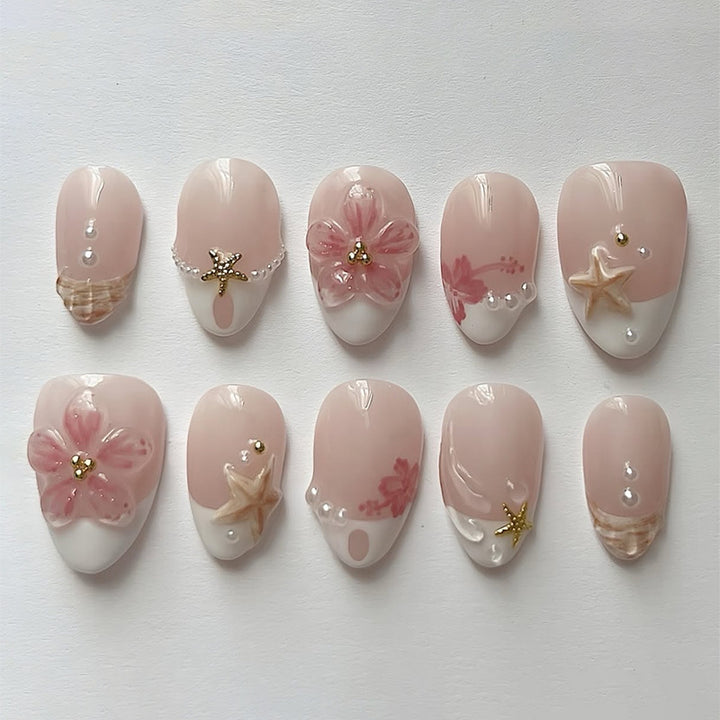 Artful nail set with floral accents Bowlift