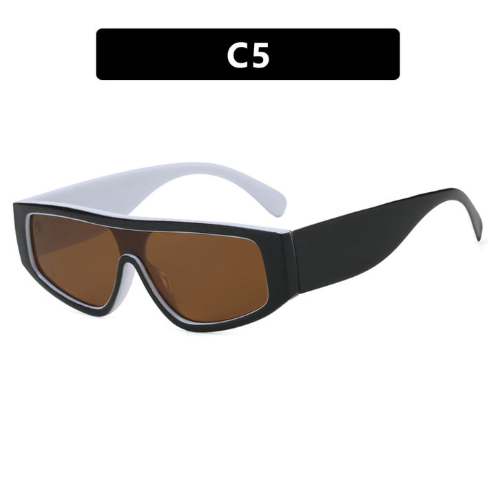 Women's fashionable sports sunglasses with an innovative design and wide frame Bowlift