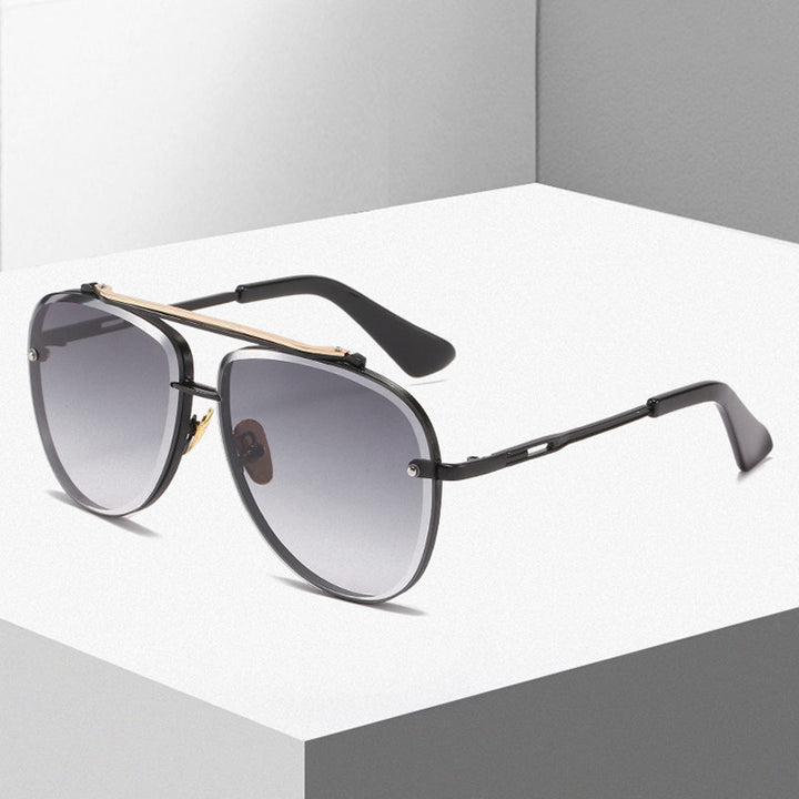 Women's Oversized Pilot Sunglasses with Adjustable Nose Pads and High-Quality Metal Frame Bowlift