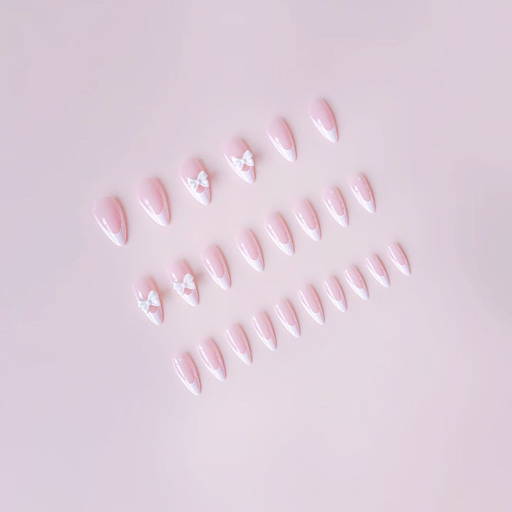 Artificial nail set with elegant 3D flowers and sparkling accents Bowlift