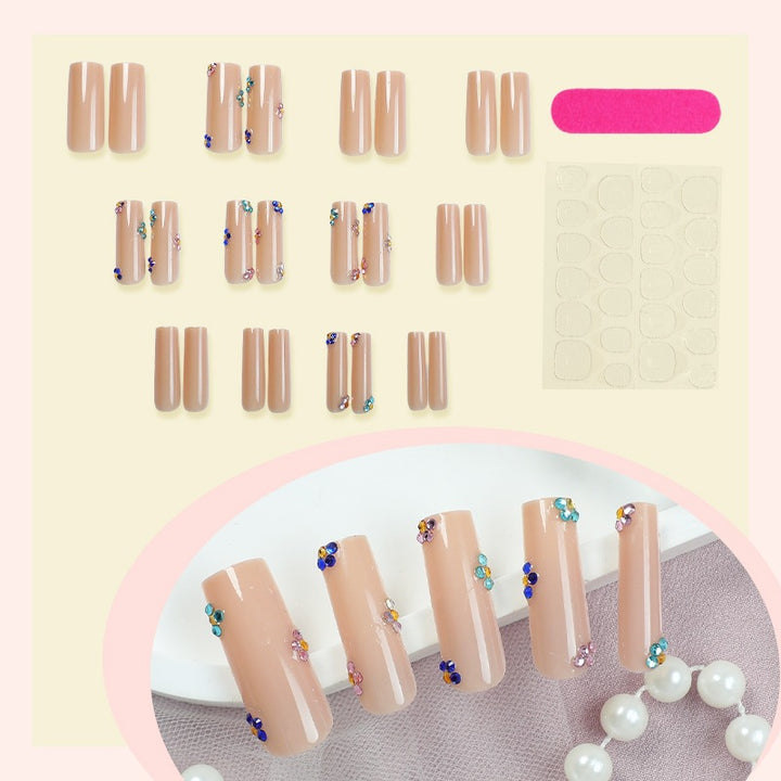 Nail art set with sparkling rhinestone accents Bowlift