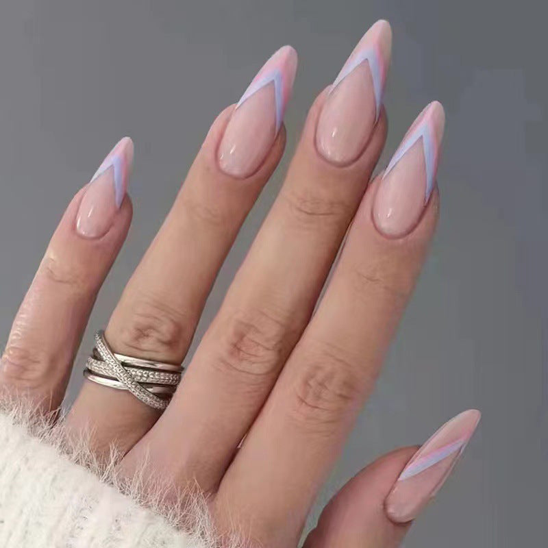 Artistic Heart-Accent Press-On Nail Set Bowlift