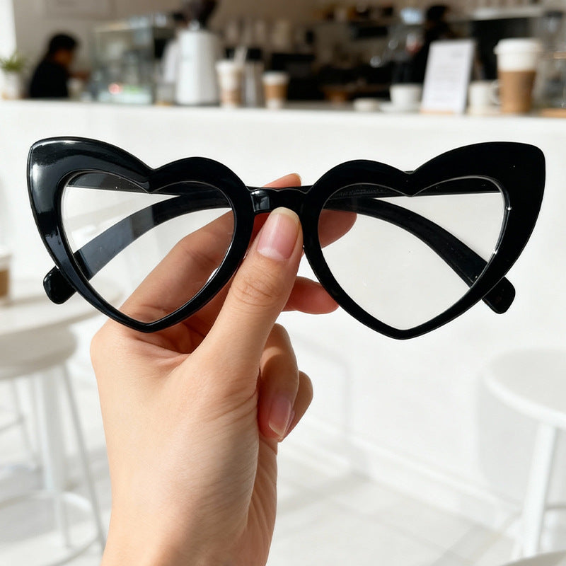 Vintage Heart-Frame Sunglasses Bowlift
