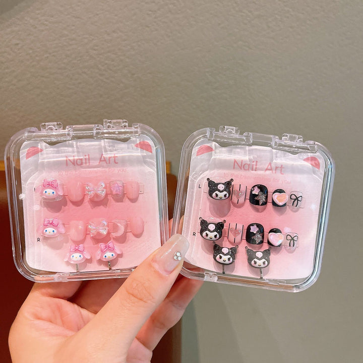 Creative artificial nails with 3D designs Bowlift