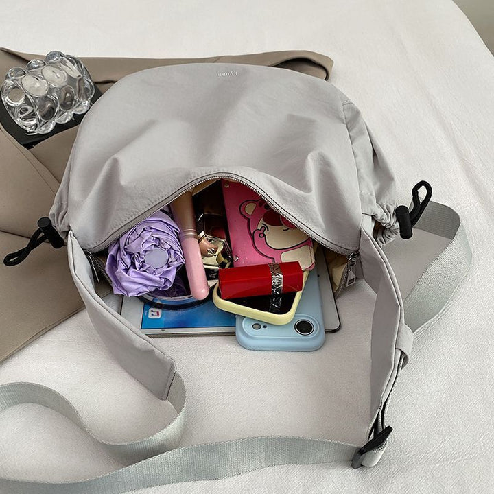 Relaxed Sling Bag Bowlift