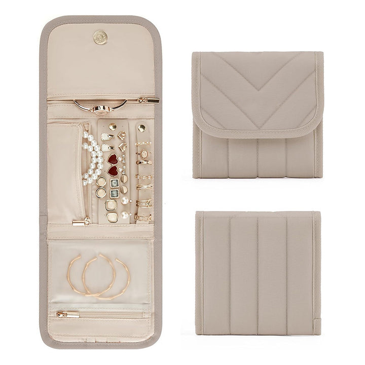 Jewelry organizer with versatile compartment layout Bowlift