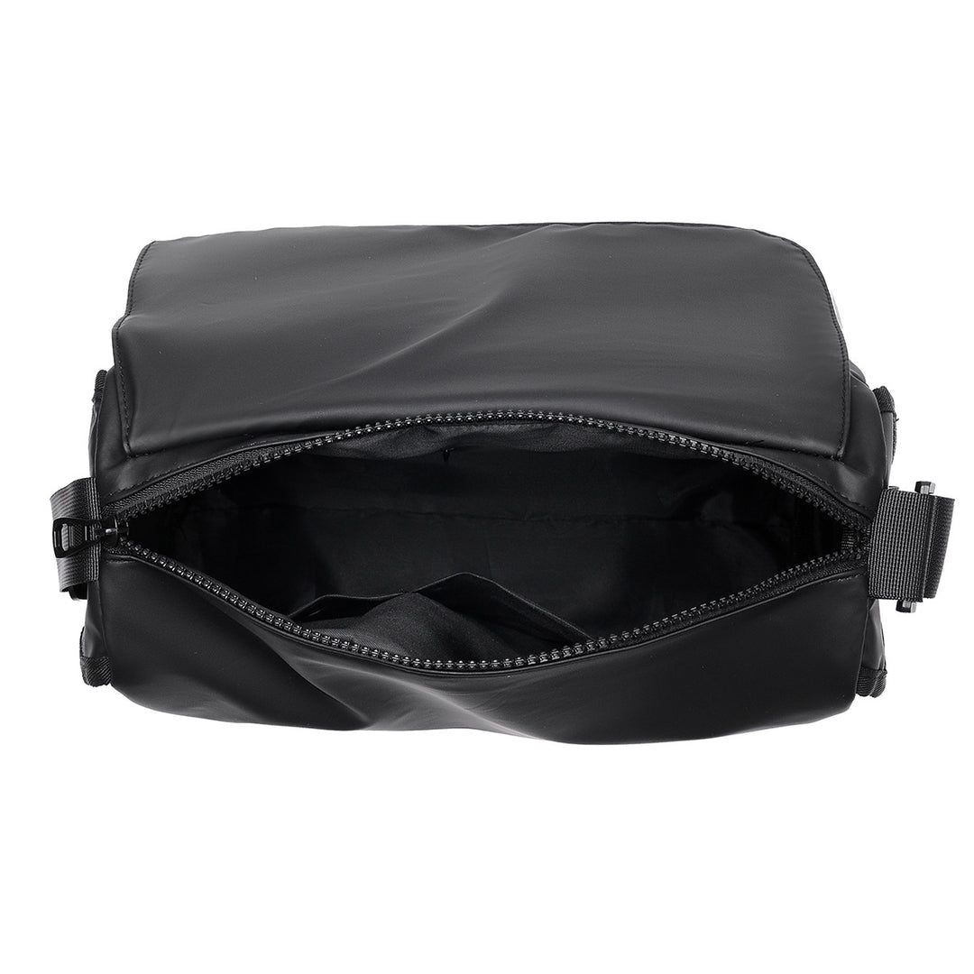 Versatile Messenger Bag Bowlift