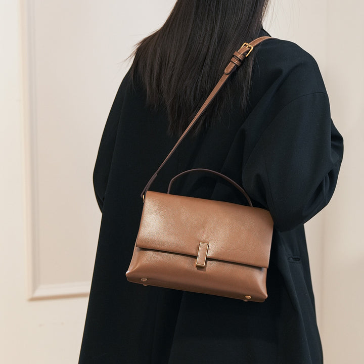 Elegant Structured Handbag Bowlift 1785771151