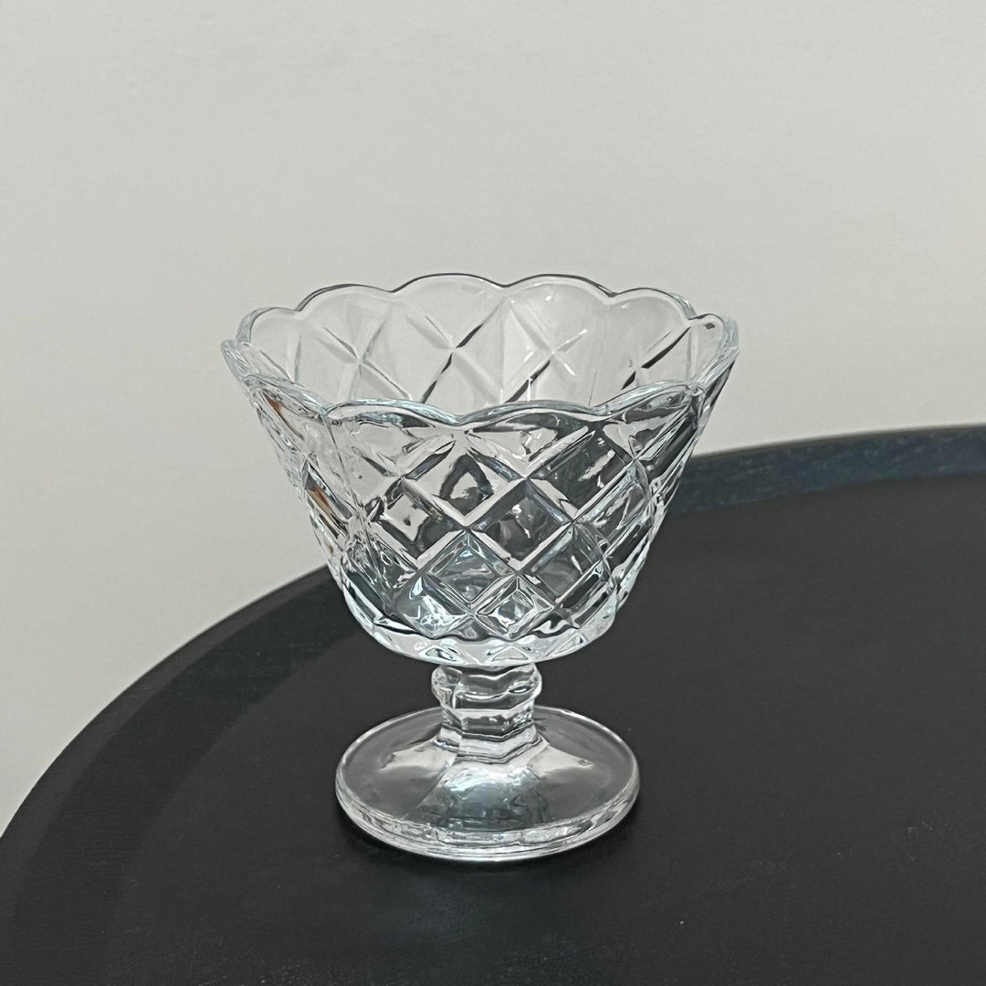 Footed Cut Crystal Compote Serving Bowl with Diamond Pattern Bowlift
