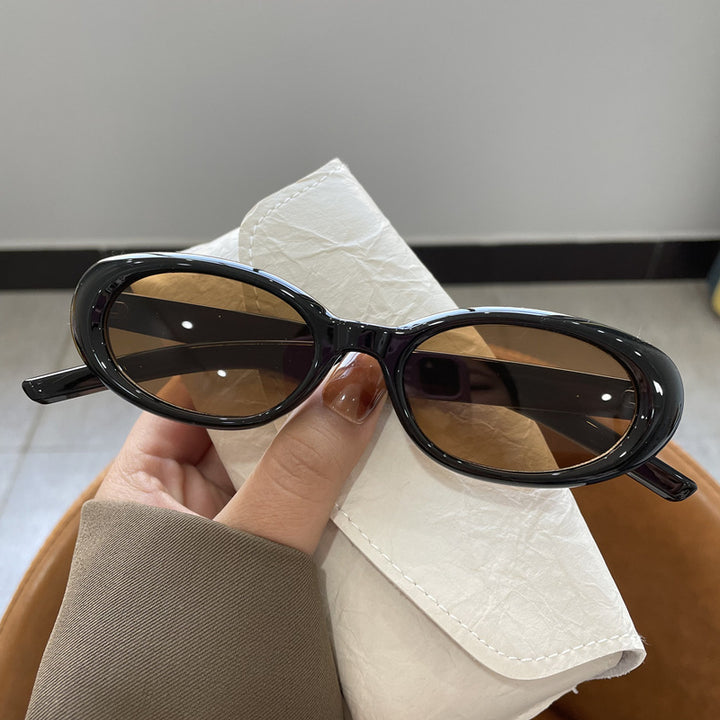 Women's modern cat-eye sunglasses with UV protection and elegant frame Bowlift