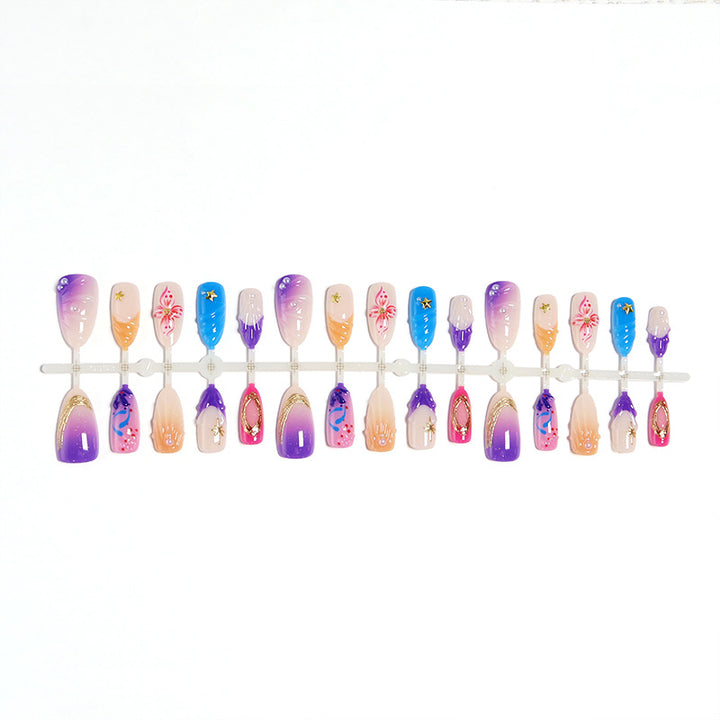 Creative nail art set with floral and glamorous embellishments Bowlift