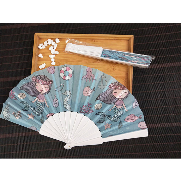 Ladies fan with shimmering scale patterns Bowlift