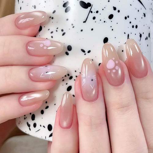 Artificial nail art with animal motifs Bowlift