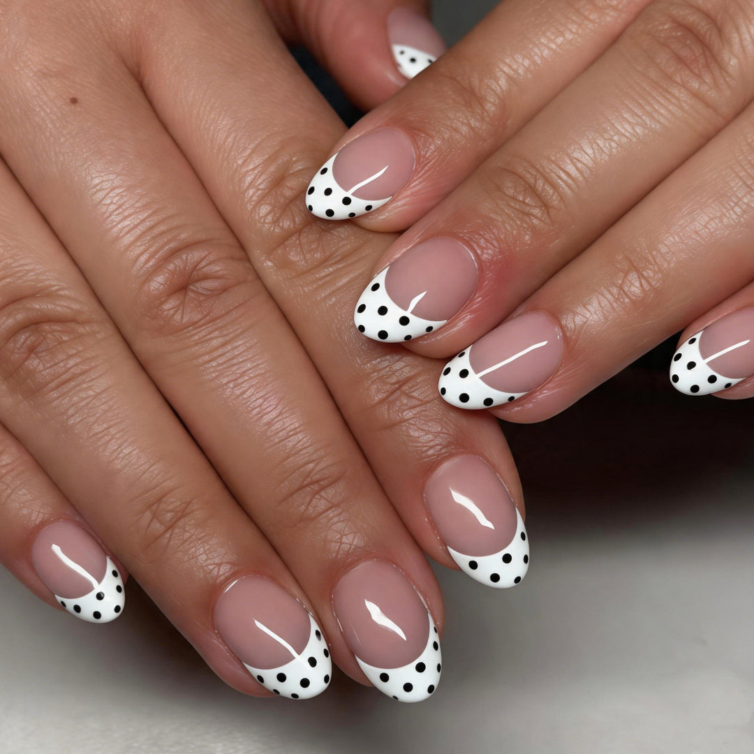 Stylish Polka Dot Nail Art Tips Bowlift
