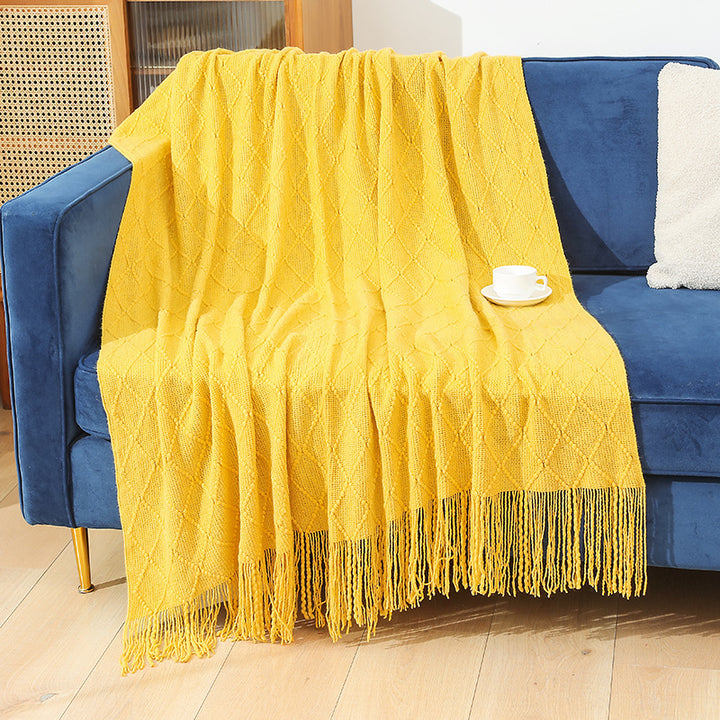 Women High-quality and stylish fleece blanket with modern textured pattern Bowlift