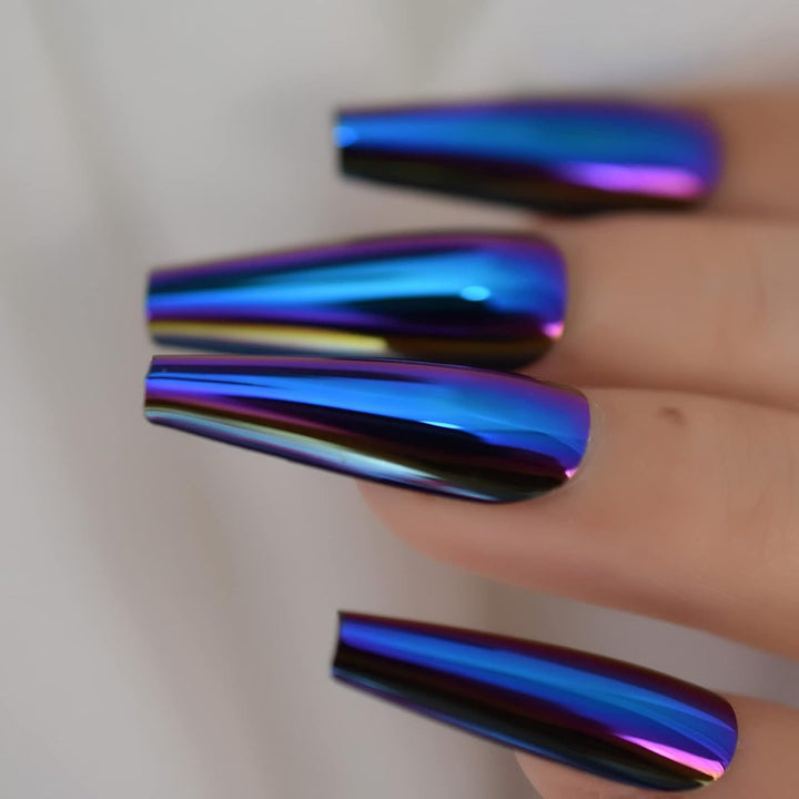 Artificial nail tips with holographic shine Bowlift