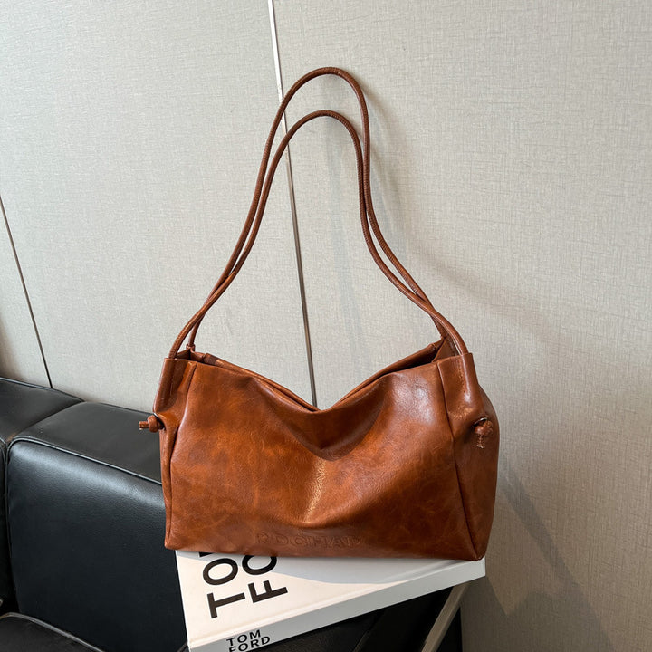 Chic Slouchy Hobo Handbag Bowlift