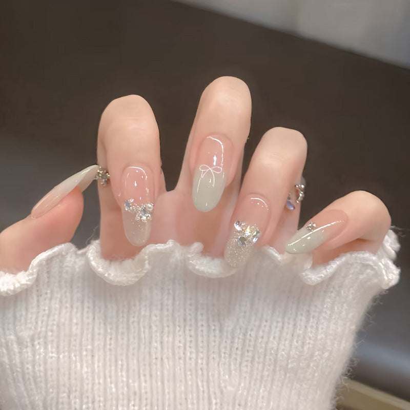 Elegant Nail Art Press-On Nails Bowlift