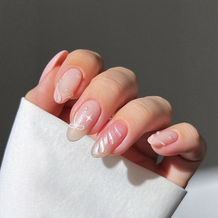 Elegant Artistic Press-On Nail Set Bowlift