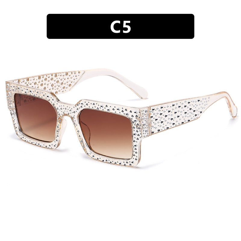 Women's extravagant sunglasses with sparkling accent Bowlift