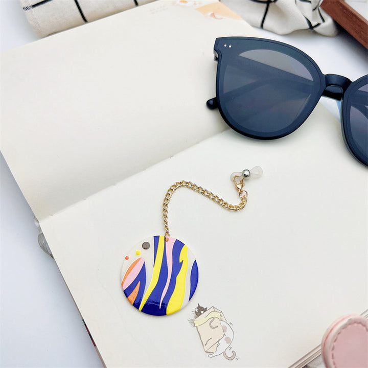Heart-Designed Eyewear Chain Holder Bowlift