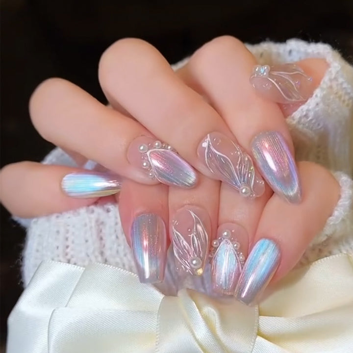Luxury Press-On Nail Set with Glitter Accent Bowlift