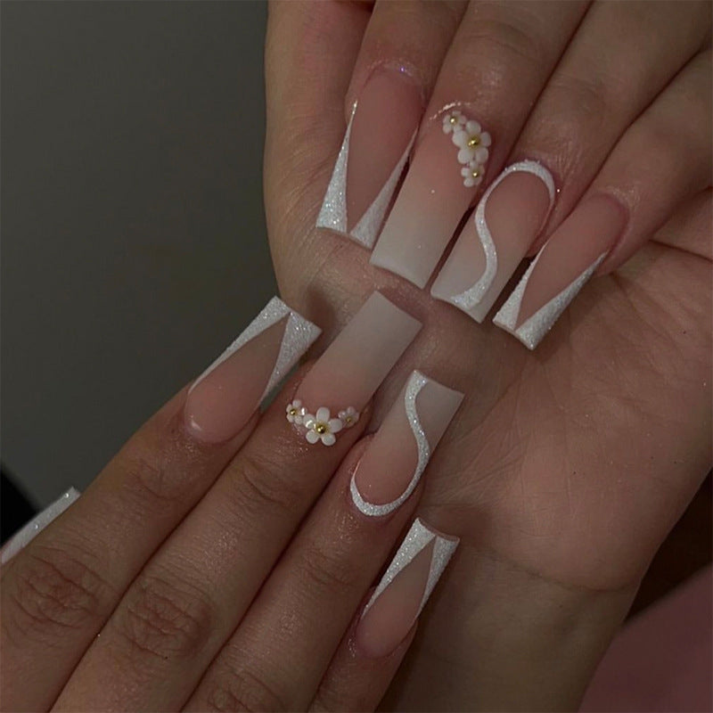 Glamorous Glittery Stiletto Press-On Nails Bowlift