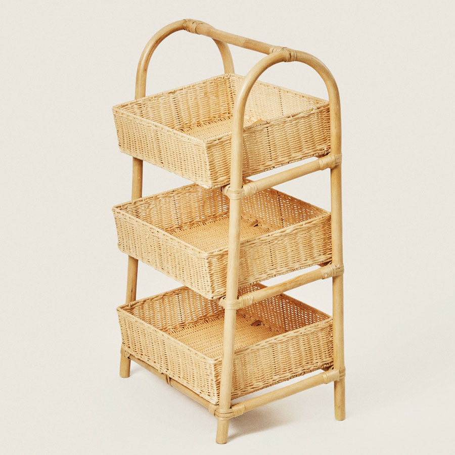 Multifunctional shelf with woven baskets Bowlift