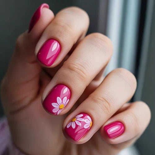 Fake nails with floral design and high-gloss finish Bowlift
