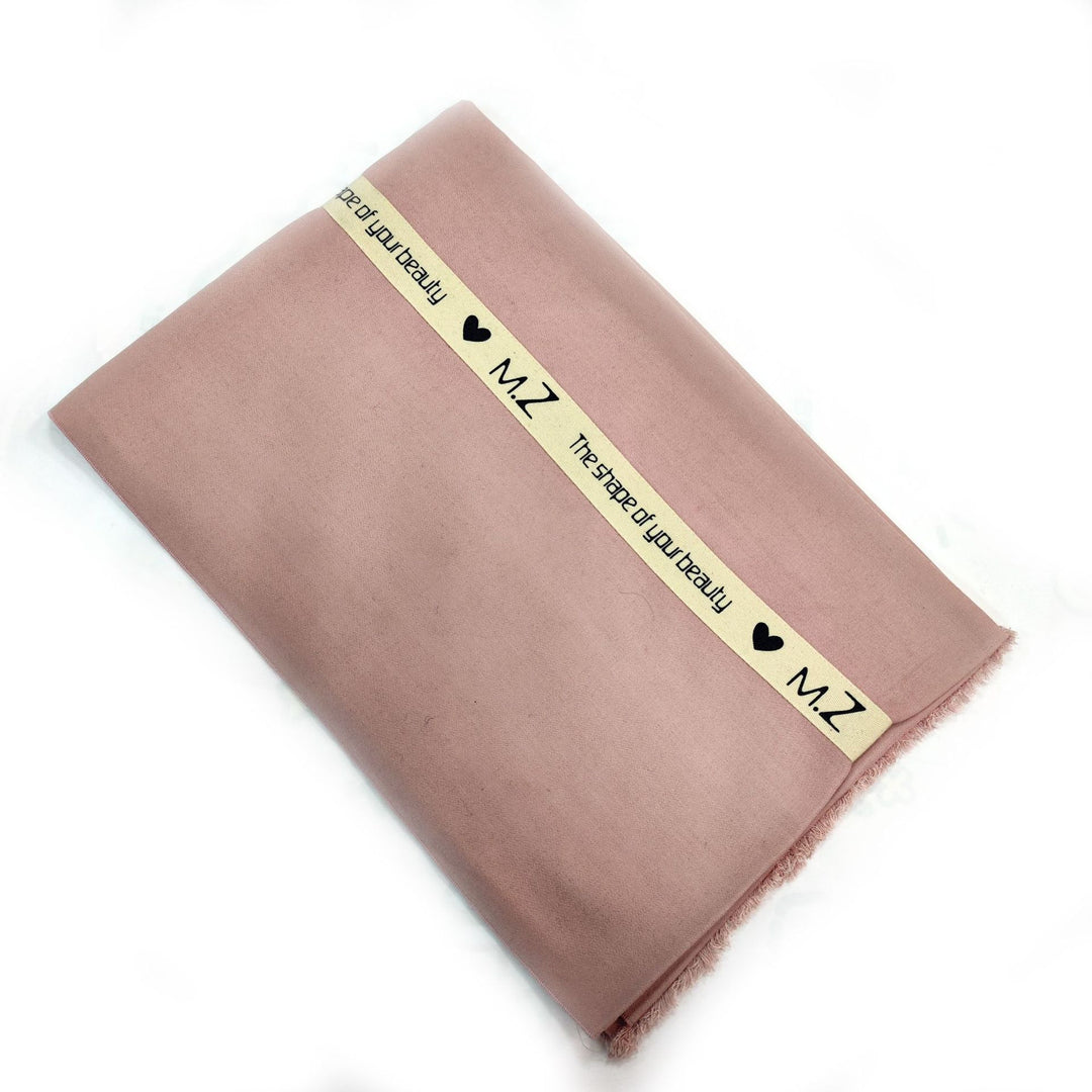 Women's elegant and versatile scarf made of high-quality viscose Bowlift