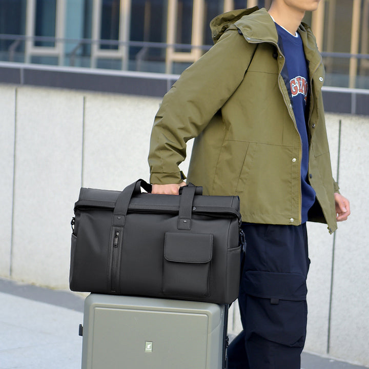 Sporty travel bag with versatile compartments Bowlift