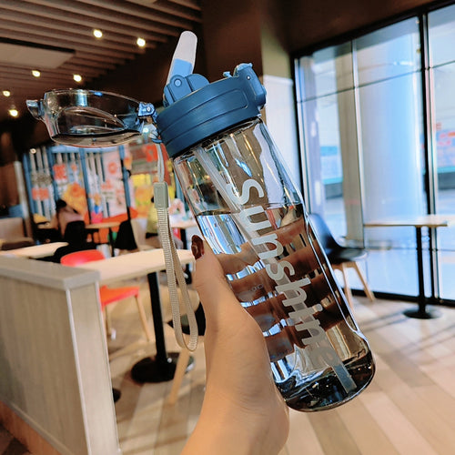 Women Transparent Water Bottle with Ergonomic Lid Bowlift