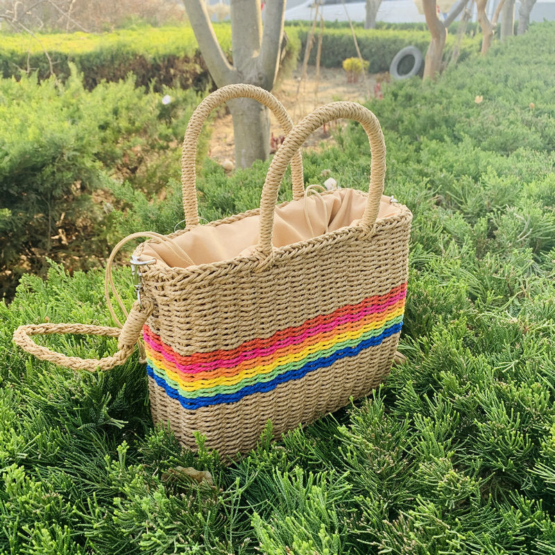 Beach bag with Colorful Accents Bowlift