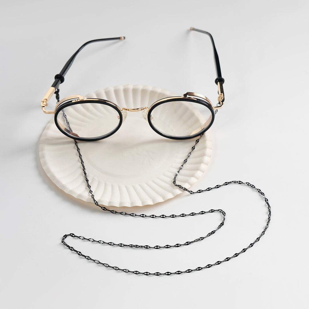 Chic Beaded Eyewear Holder Bowlift