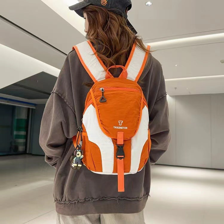 Lightweight Hiking Daypack