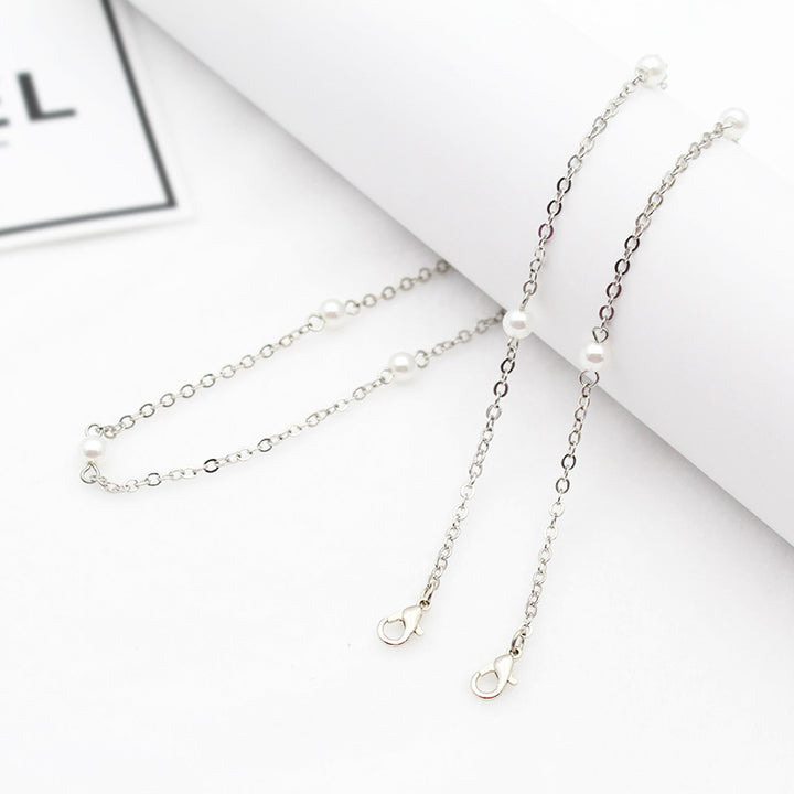 Elegant Pearl-Linked Eyewear Chain Bowlift