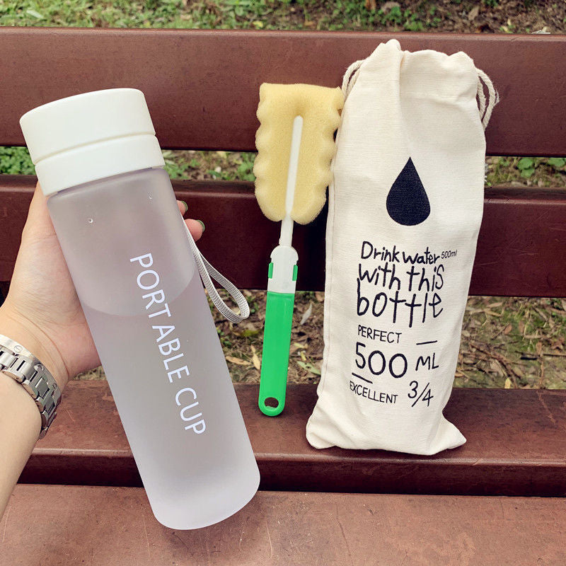 Women's portable water bottle with practical cleaning system Bowlift