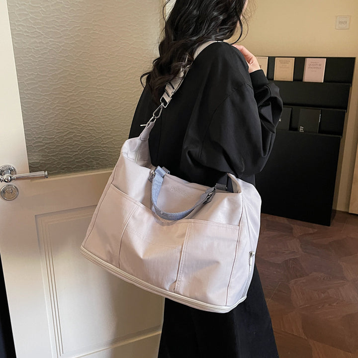 Multifunctional Basic Travel Bag Bowlift