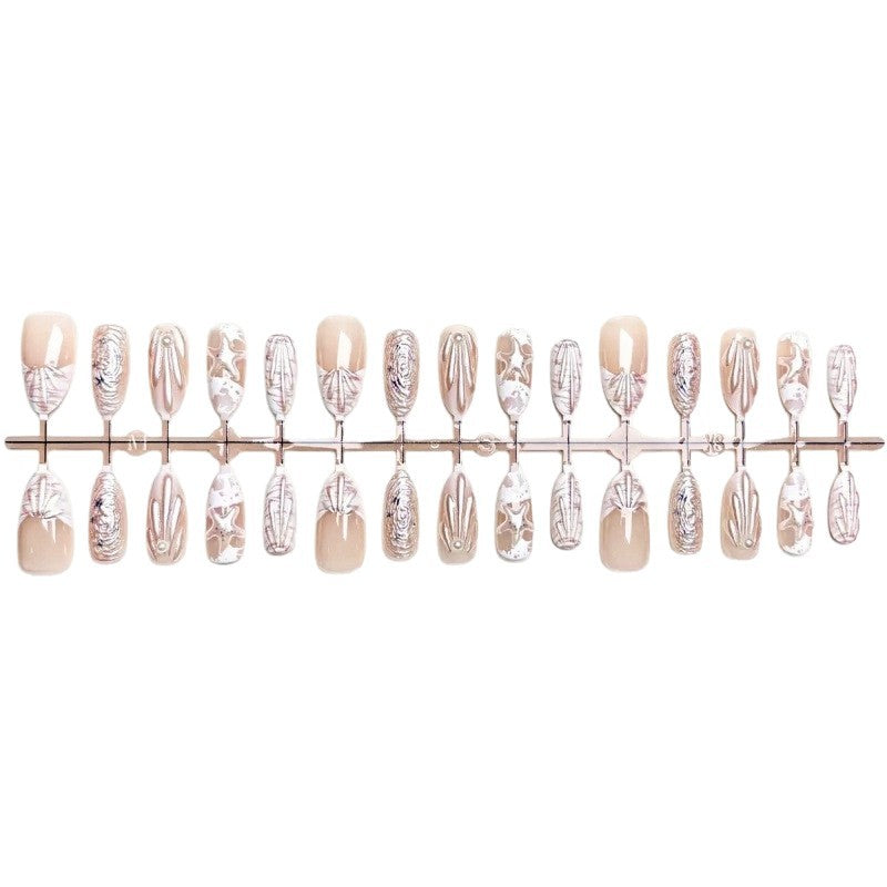Artful Nail Design with elegant 3D motifs Bowlift