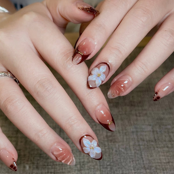 Elegant artificial nails with floral decor Bowlift