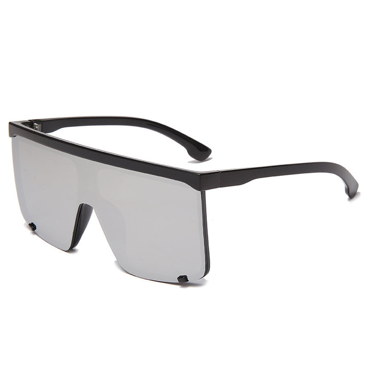 Women Fashion Sunglasses in a futuristic design with high UV protection Bowlift