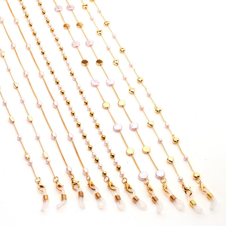Elegant Heart-Shaped Pearl Chain Eyewear Holder Bowlift
