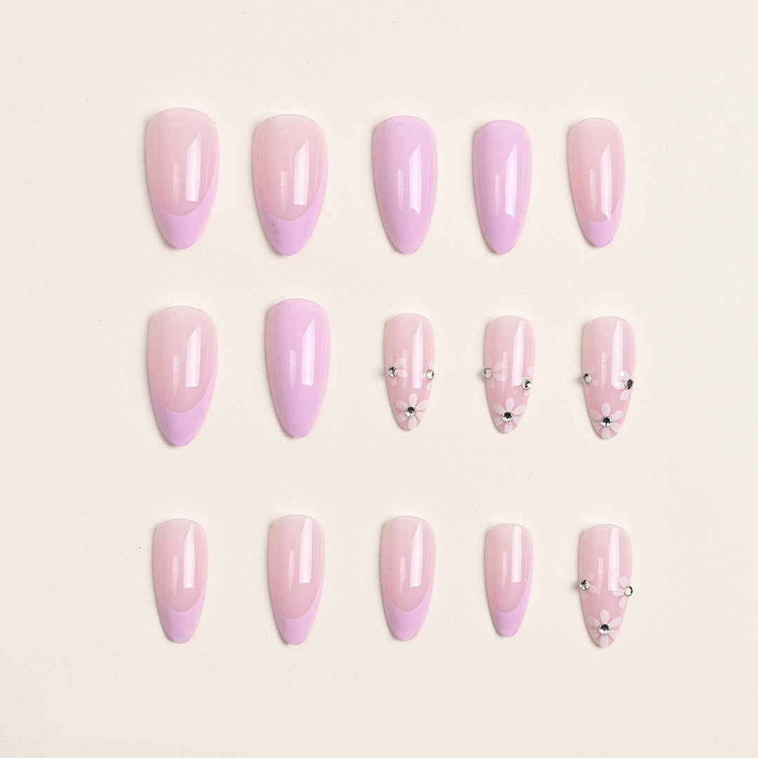 Decorative Floral Press-On Nails Bowlift