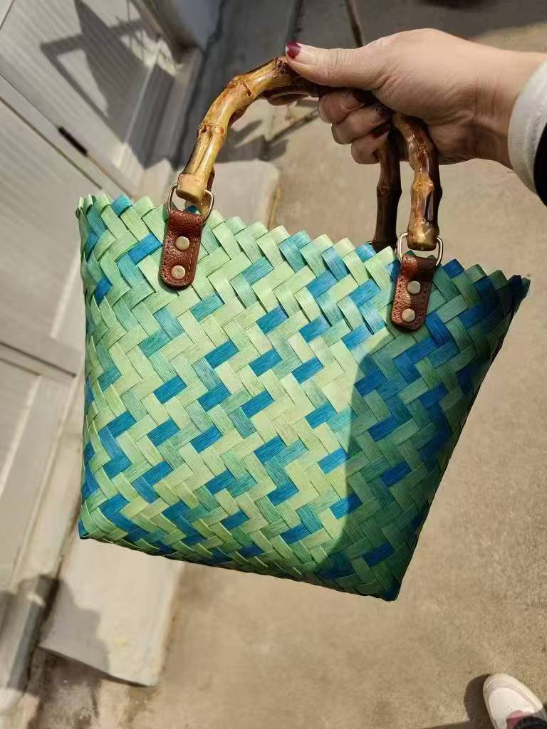 Braided tote bag with wooden handles Bowlift