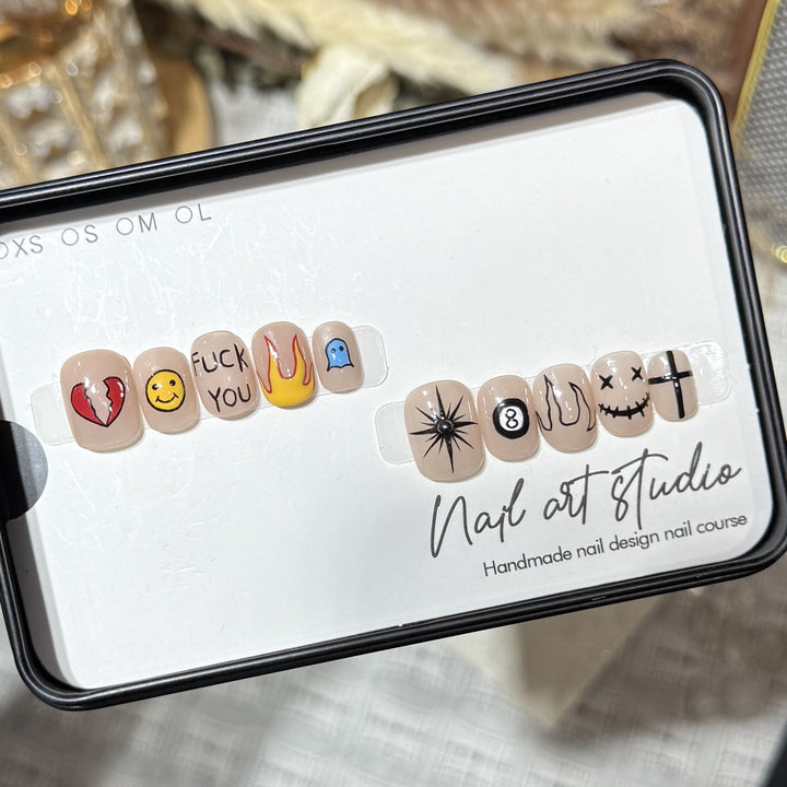 Artistic Press-On Nail Set with Unique Graphic Designs Bowlift