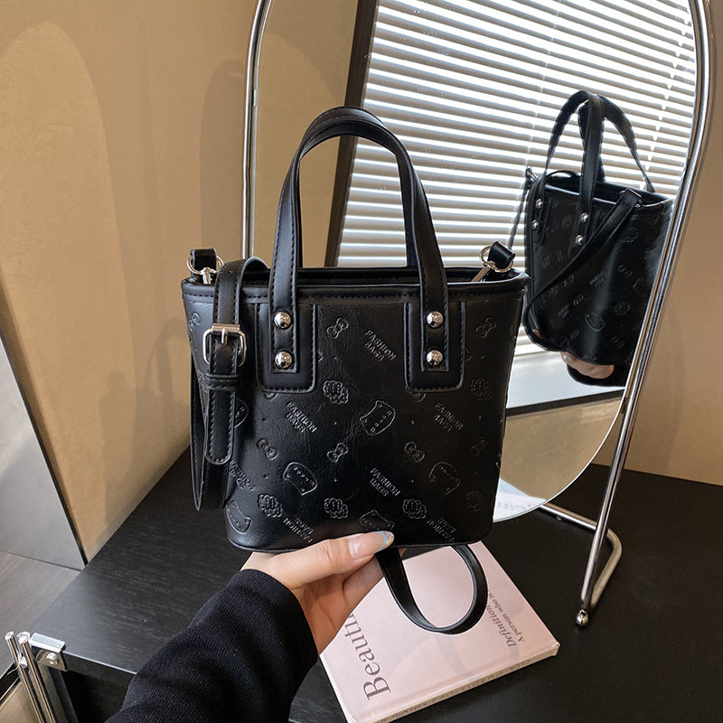 Fashionable Mini Handbag Bowlift
