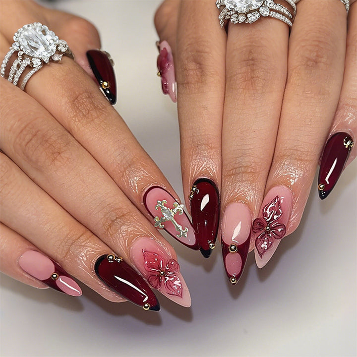 Artificial nail set with elegant flower and glitter decorations Bowlift
