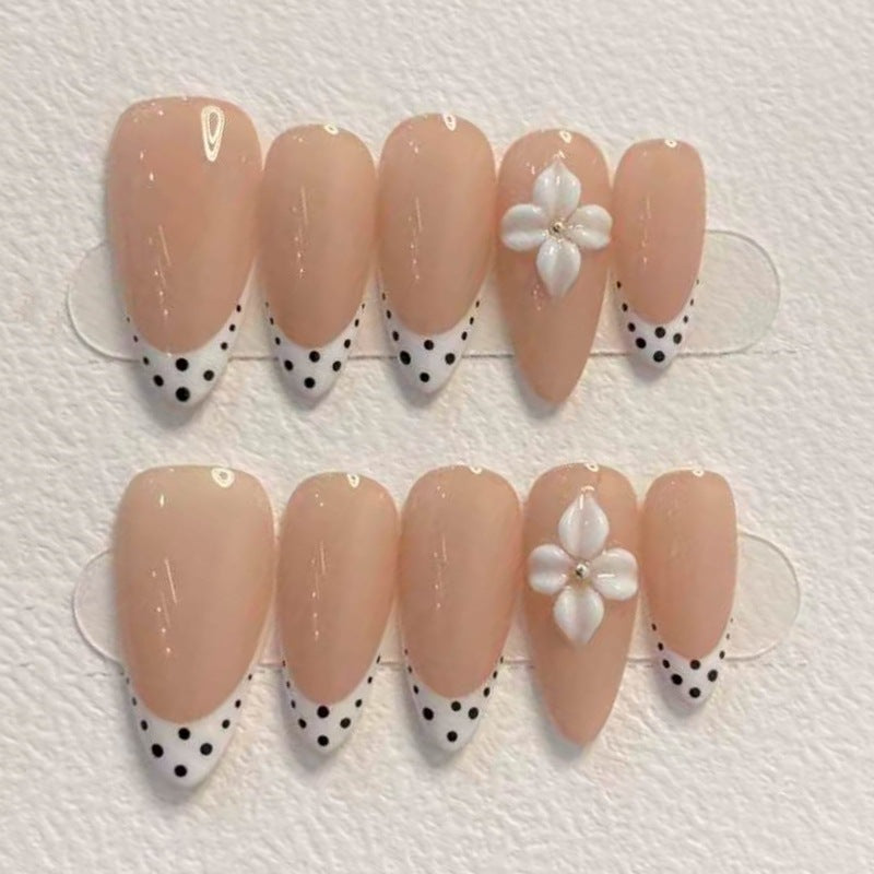 Elegant Floral-Embellished Press-On Nails Bowlift