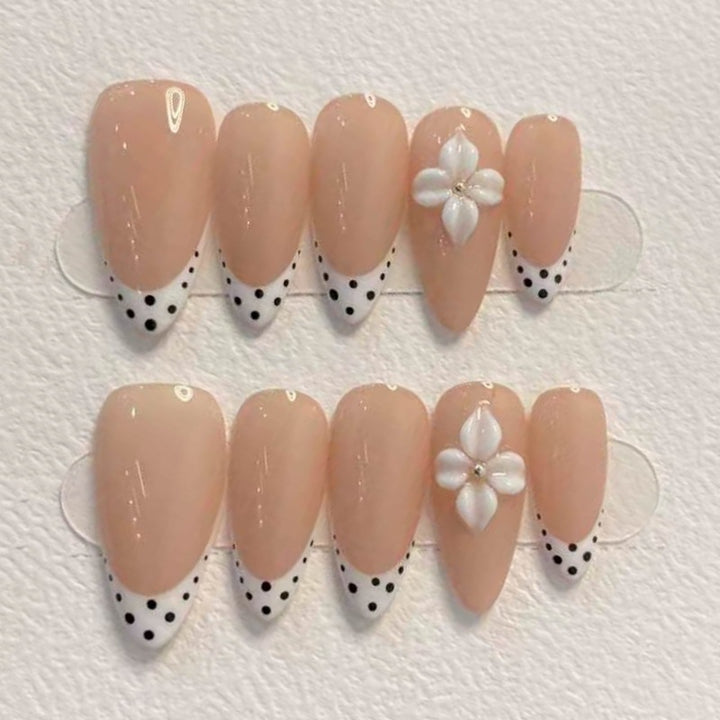 Elegant Floral-Embellished Press-On Nails Bowlift