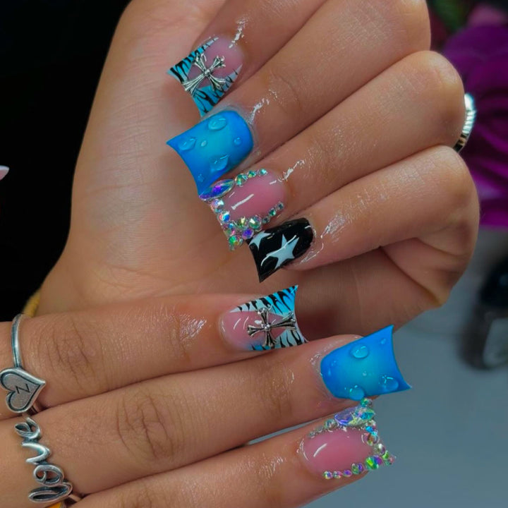 Creative Multi-Design Press-On Nails Bowlift